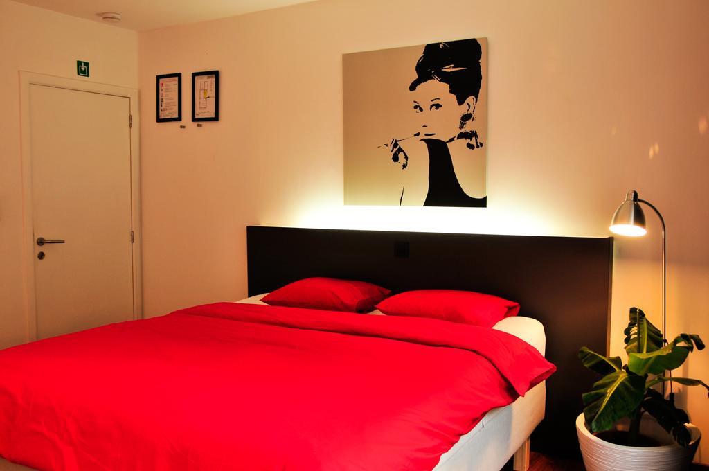 Logies Zen Aan Zee Bed and Breakfast Οστένδη Δωμάτιο φωτογραφία